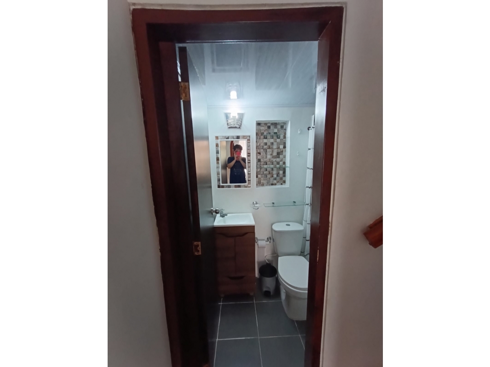 Casa en venta 320m2 La Carola 5 Niveles — foto 3