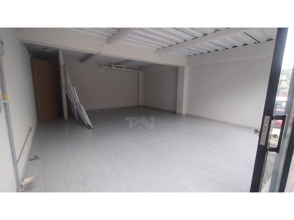 Local comercial de 48m2 sector Minitas — foto 3
