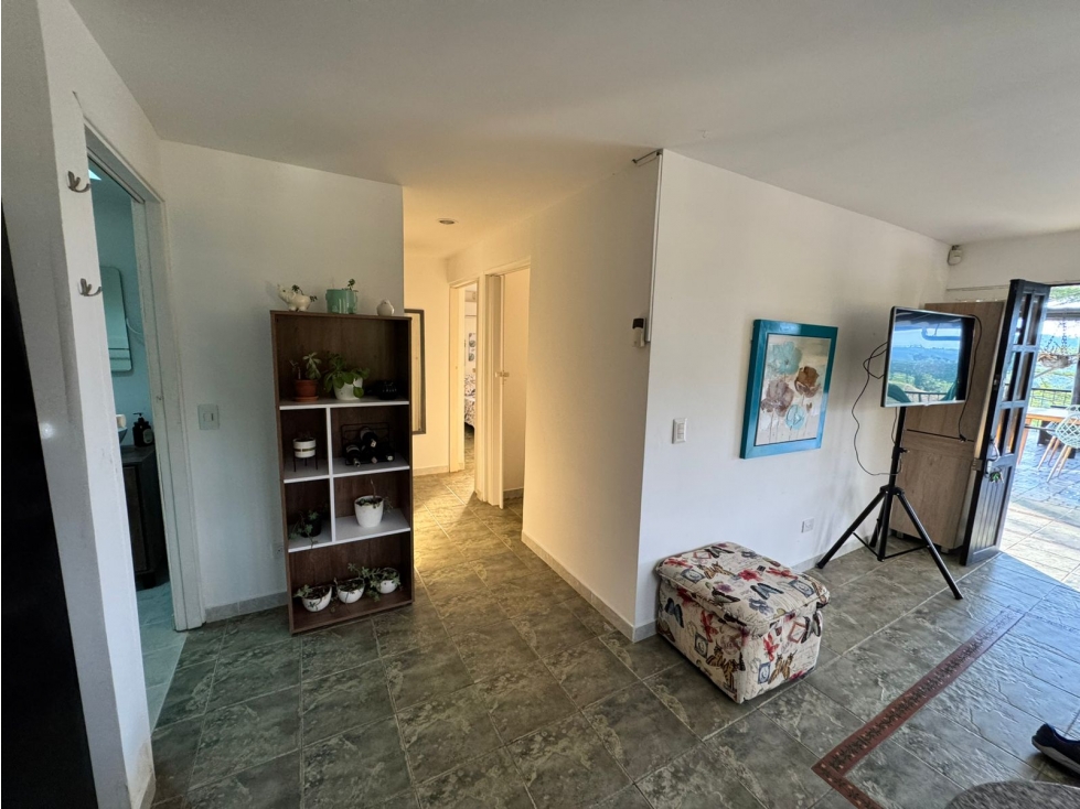 Casa finca sector san peregrino 4000m2 — foto 3