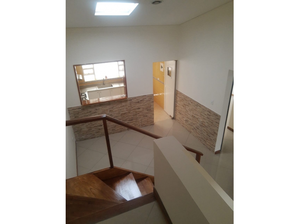 Casa en venta La Leonora 110m2