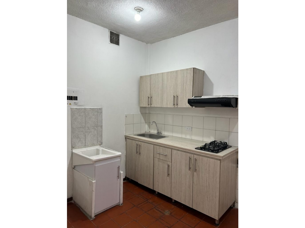Apartaestuio - Local en venta 48m2 barrio San Joaquin — foto 3