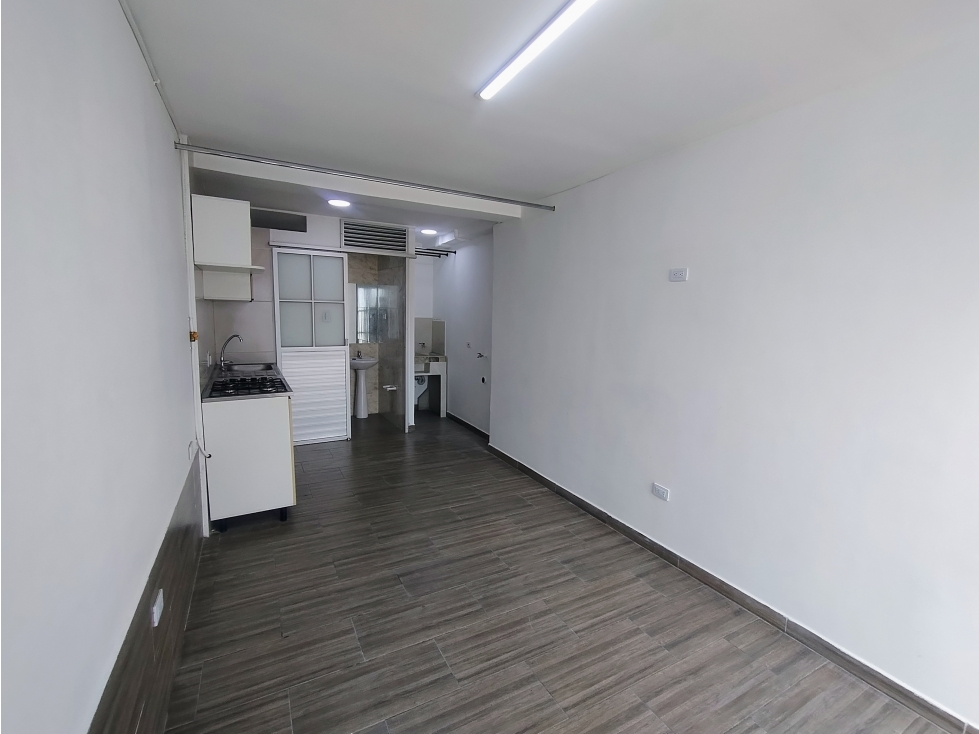 Local comercial 16m2 minitas — foto 2