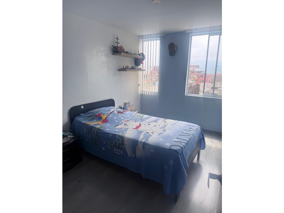 Apartamento en venta 75m2 quinto piso con ascensor — foto 3