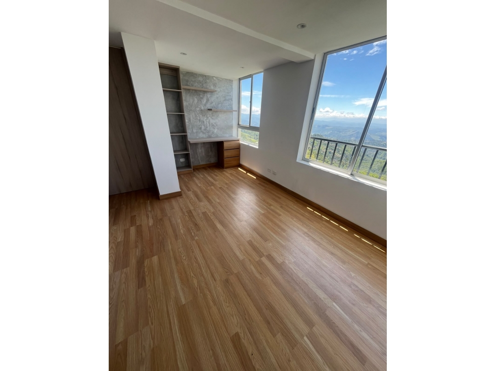 Apartamento en Arriendo sector Alcazares — foto 3