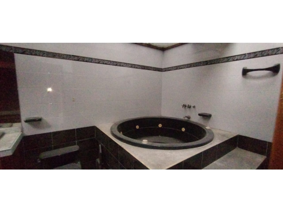 Casa lote en venta para remodelar 350m2 sector La Camelia — foto 5