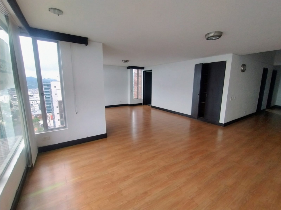 Apartamento Duplex en arriendo piso 12 sector El Cable 145m2 — foto 6
