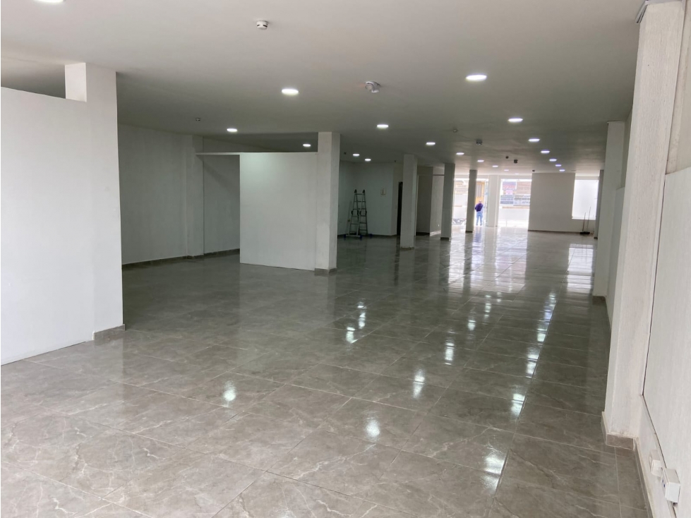 Local en Arriendo sector Milan - 3