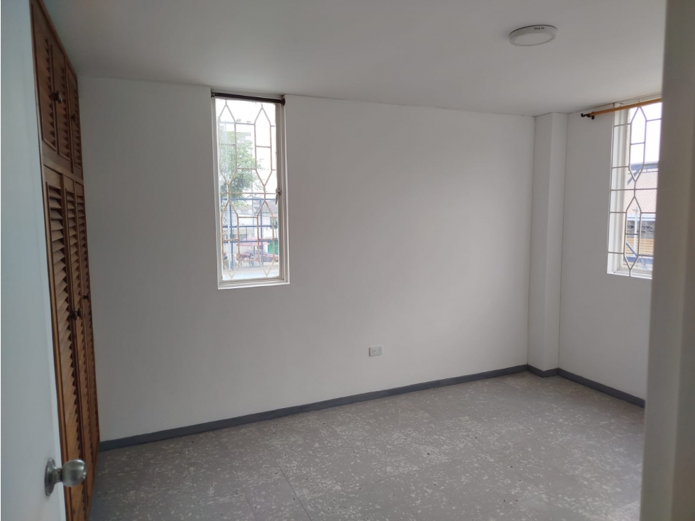 Apartamento en Arriendo sector Faneon — foto 2
