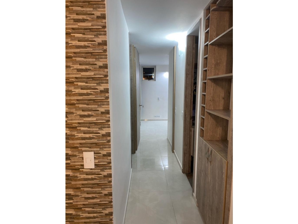 Apartamento en venta La Francia 5 piso — foto 2