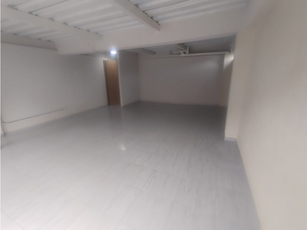 Local comercial de 48m2 sector Minitas — foto 5