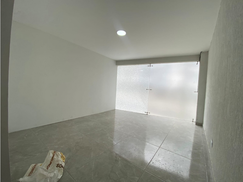 Local en Arriendo sector Milan - 6