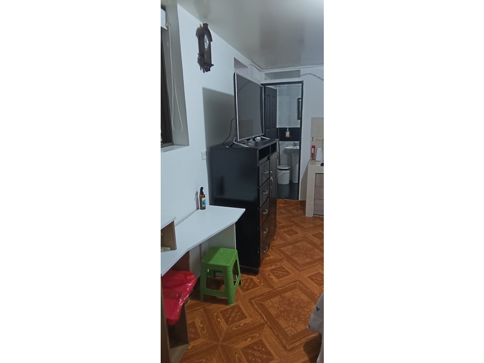Apartaestudio Amoblado en Arriedo Servicios Incluidos sector El Cable - 1