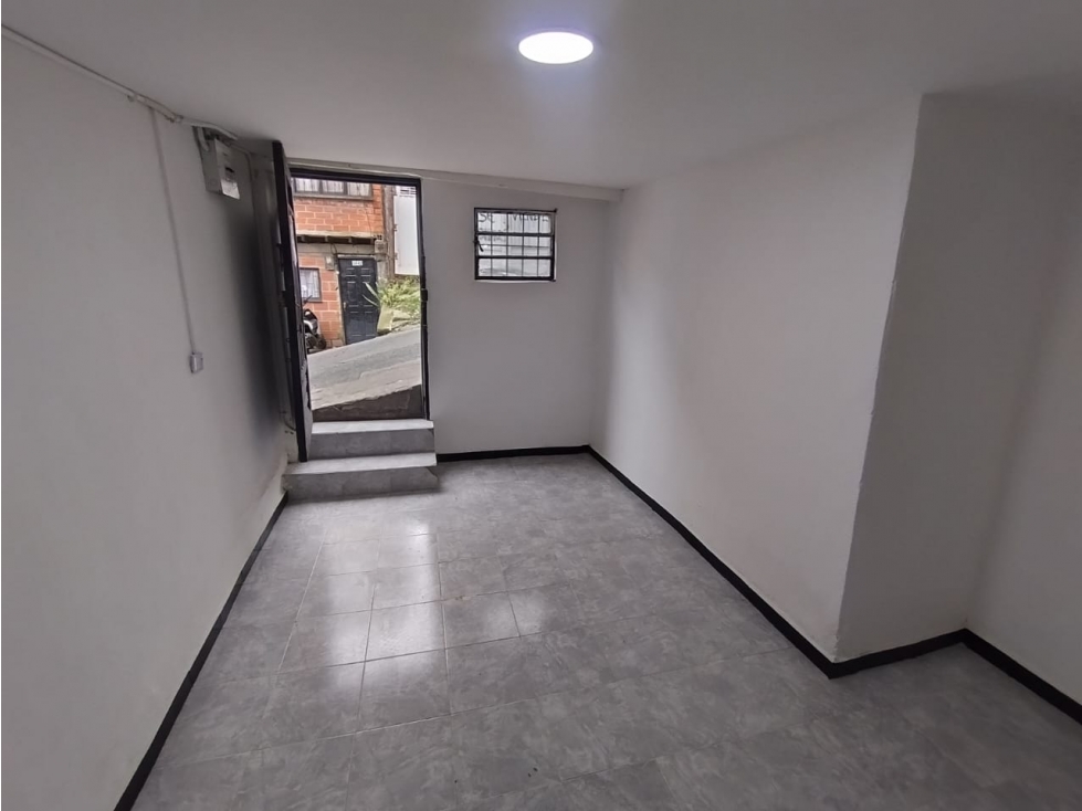 Apartamento de 2 habitaciones barrio Las Americas 2piso 32m2 — foto 6