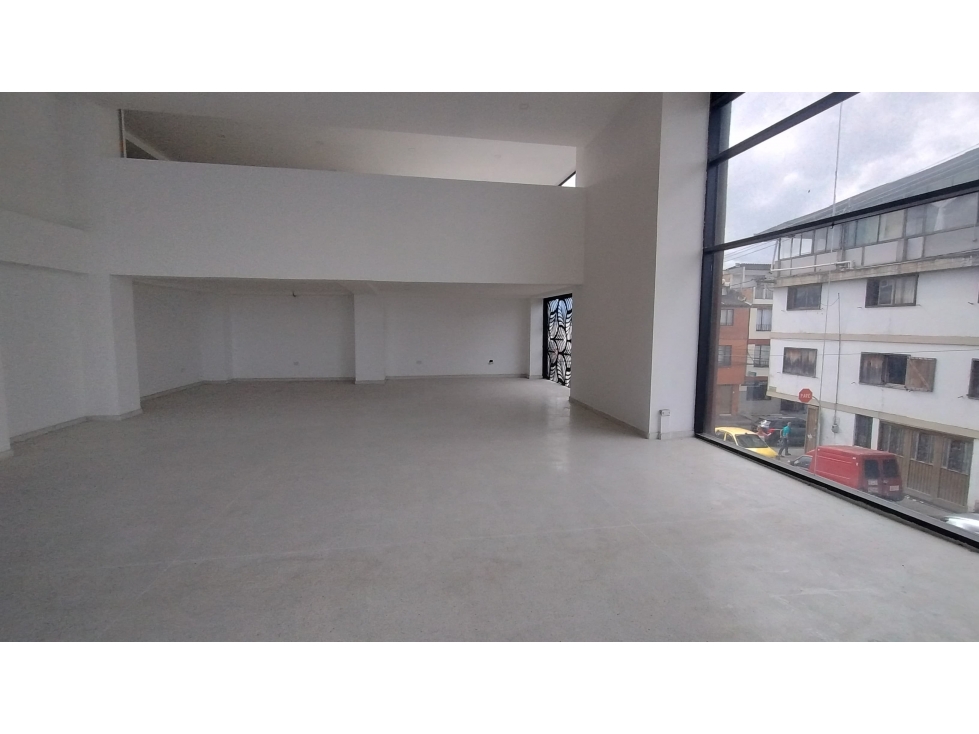 Local comercial para estrenar en alquiler 400m2 barrio chipre — foto 6