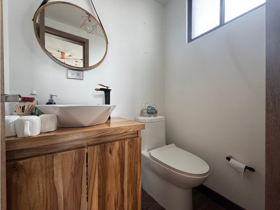 Consultorio en arriendo Av Paralela — foto 5