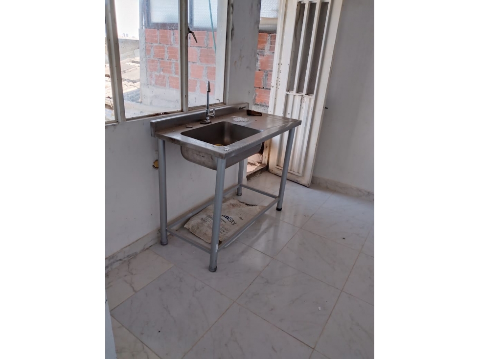Local comercial en arriendo La Carola con terraza — foto 5