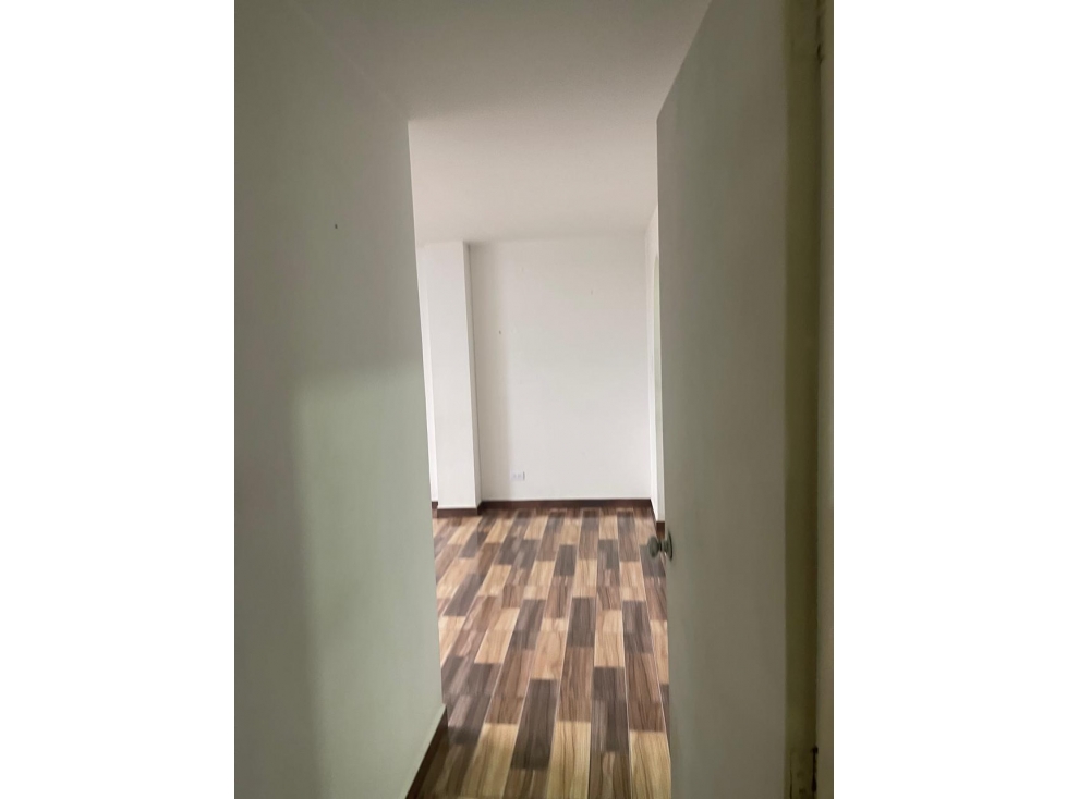 Apartamento en Arriendo sector Milan — foto 4
