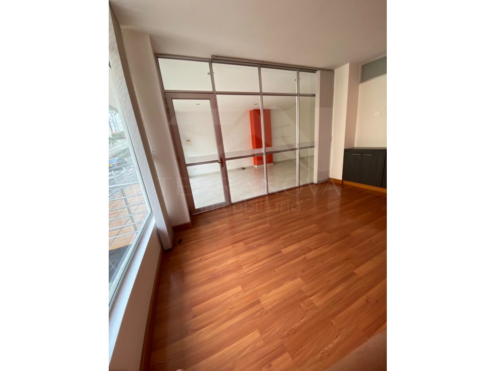 Local comercial de 60 metros barrio Palermo — foto 2