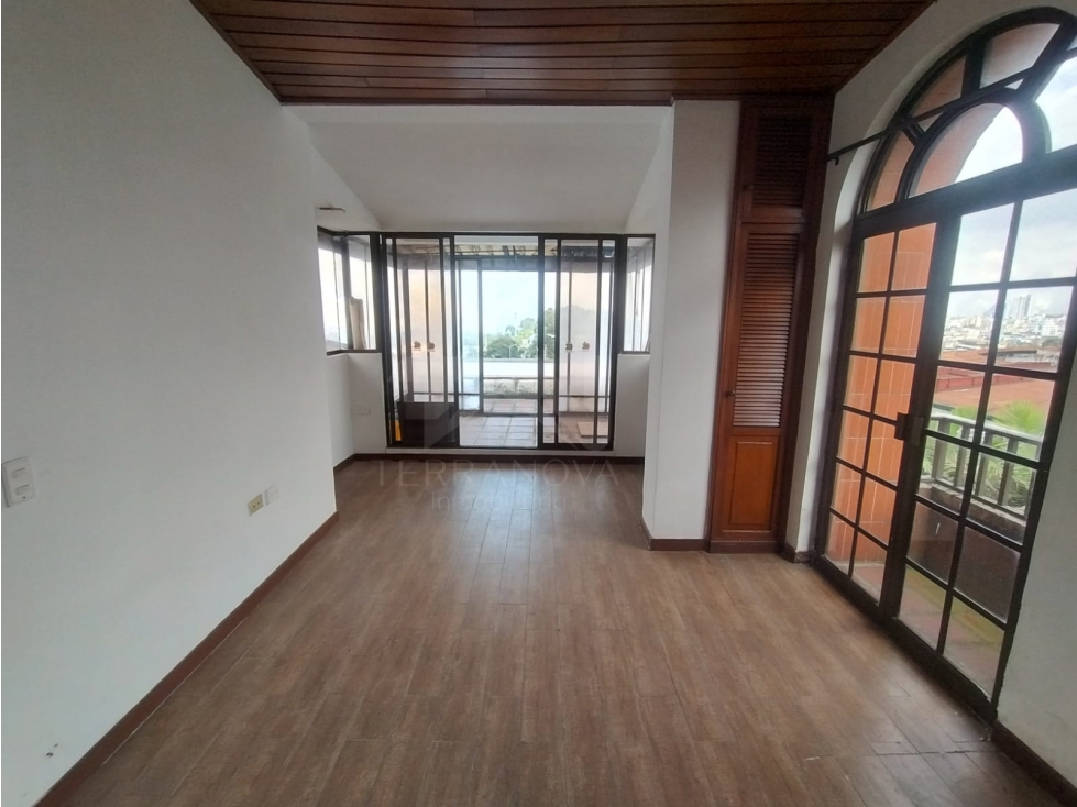 Apartamento duplex en venta sector Palogrande