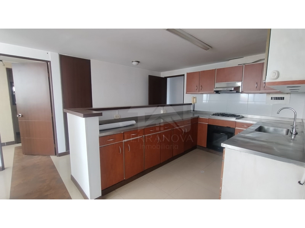 Apartamento en arriendo Avenida Santander 140m2