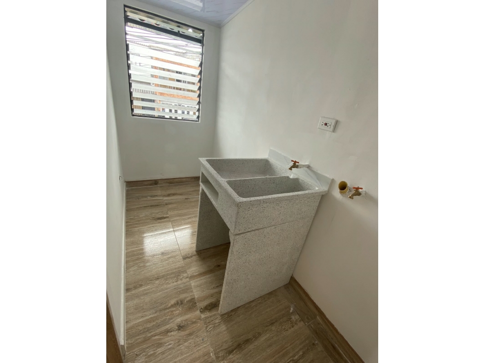 Apartaestudio en Arriendo sector Chipre — foto 5