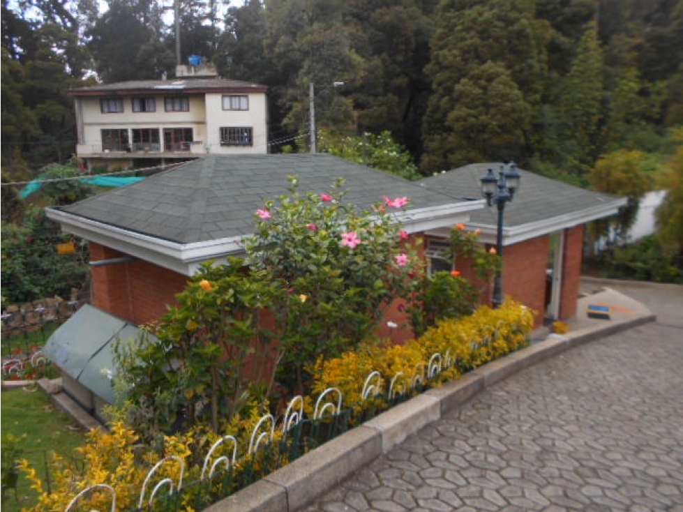 VENTA CASA 974m2 + PISCINA LOTE 2.744m2 SUBA — foto 2