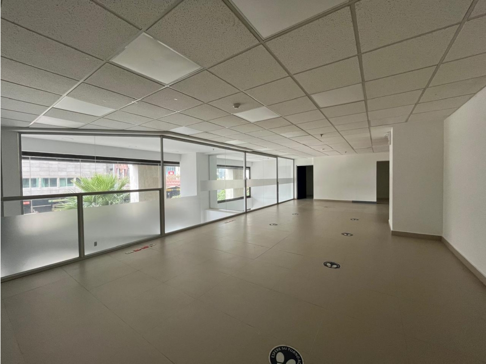 VENTA ARRIENDO LOCAL - OFICINA 181m2 -MEZZANINE COMERCIAL USAQUEN — foto 3