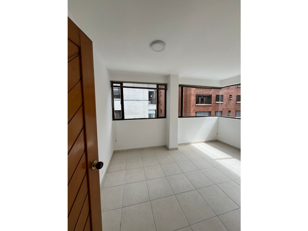VENTA INTERIOR 170m2 + TERRAZA REMODELADO SIN ASCENSOR SANTA BARBARA — foto 6