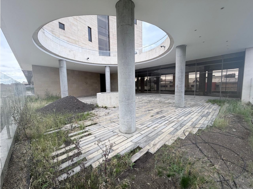 ARRIENDO LOCAL COMERCIAL DUPLEX AREA 323 M² + TERRAZA 266m2 FLORESTA — foto 4