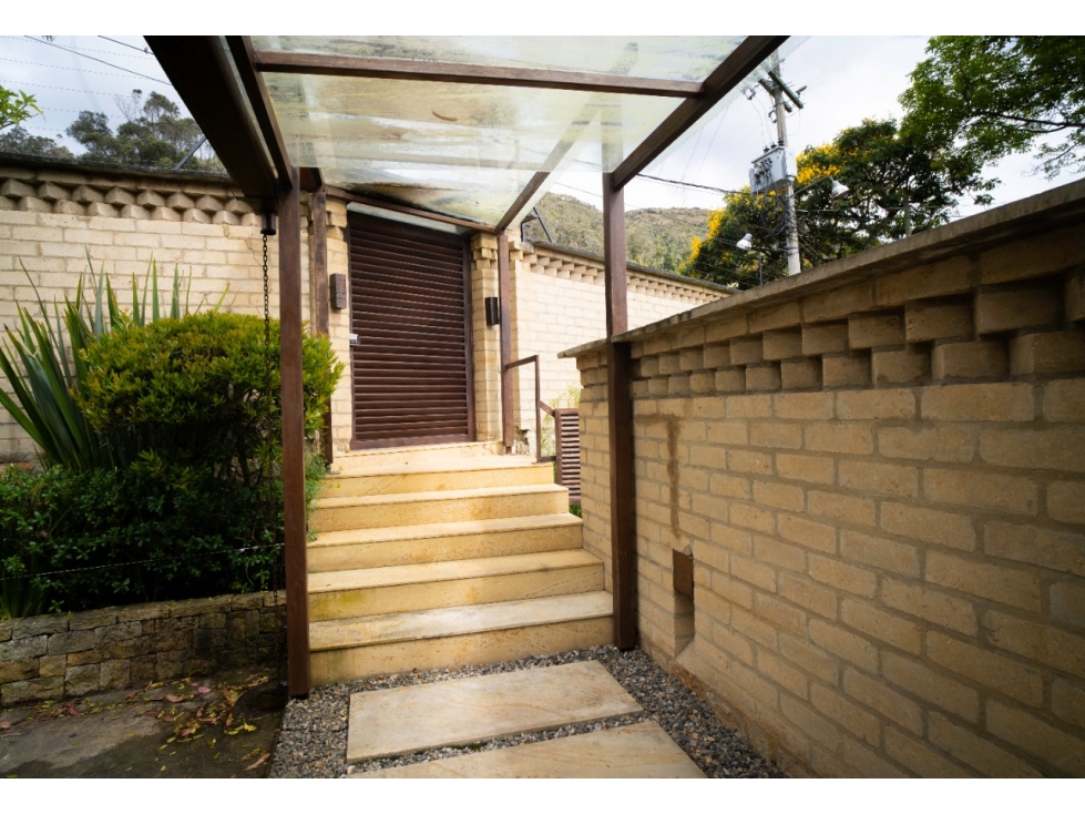 Venta o Permuta CASA 795m2 - Lote 2300m2 a 1.5 KM del PEAJE DE PATIOS — foto 3