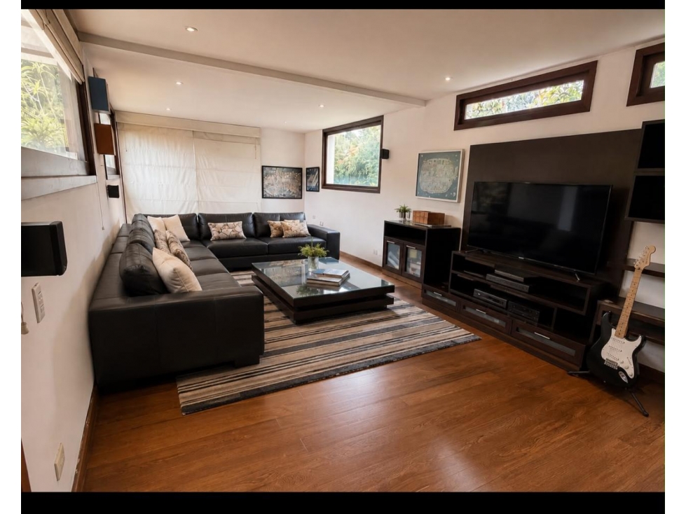 VENTA CASA 400m2 +80m2 Terraza - Lote 1.100m2 APOSENTOS — foto 4