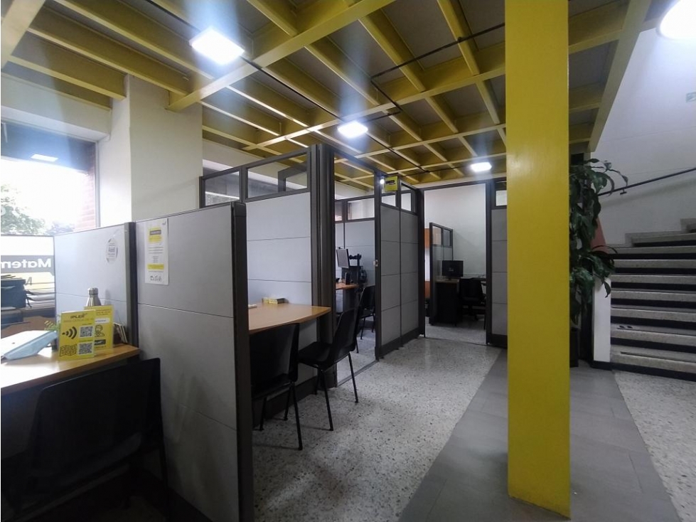 ARRIENDO LOCAL 389m2 SOBRE VIA PRINCIPAL CALLE 100 CHICO