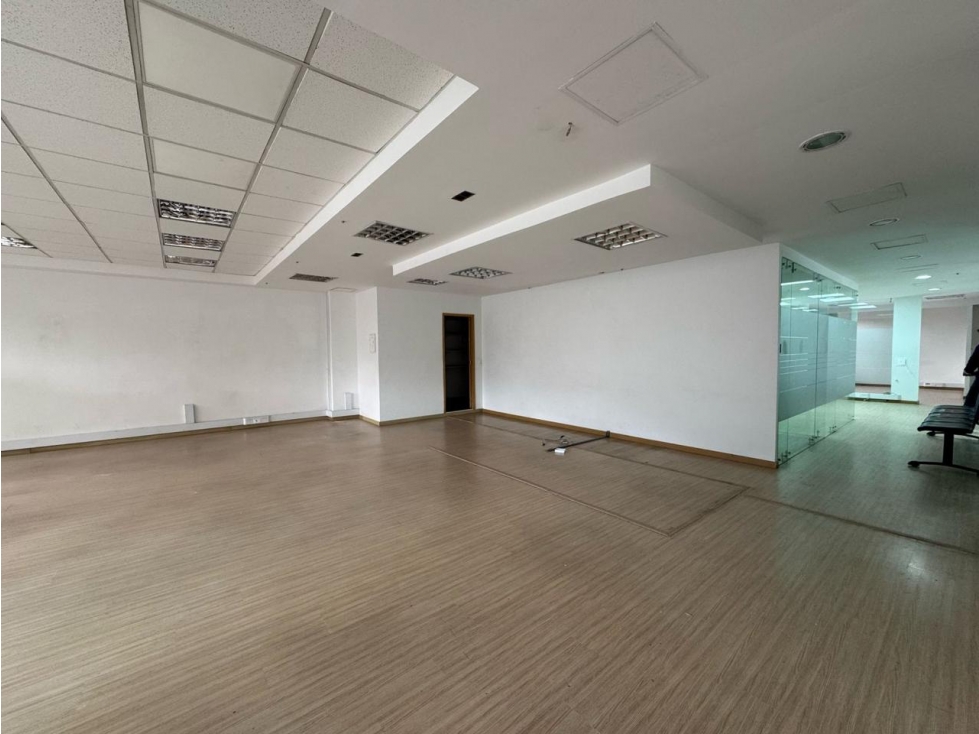 ARRIENDO o VENTA OFICINA 270m2 EXTERIOR VISTA VIA PRINCIPAL CHICO — foto 6