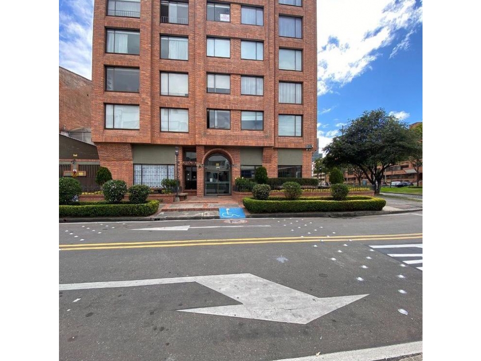 VENTA ARRIENDO APARTAMENTO DUPLEX 220m2 EXTERIOR SANTA BARBARA