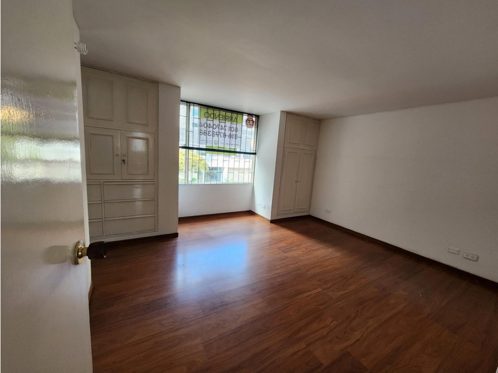 Casa Venta Chico Norte 215m2 Rentando Oficina + Garaje — foto 4