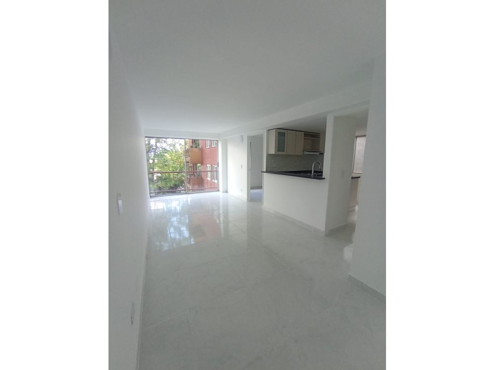 SE VENDE APARTAMENTO EN ROBLEDO — foto 3