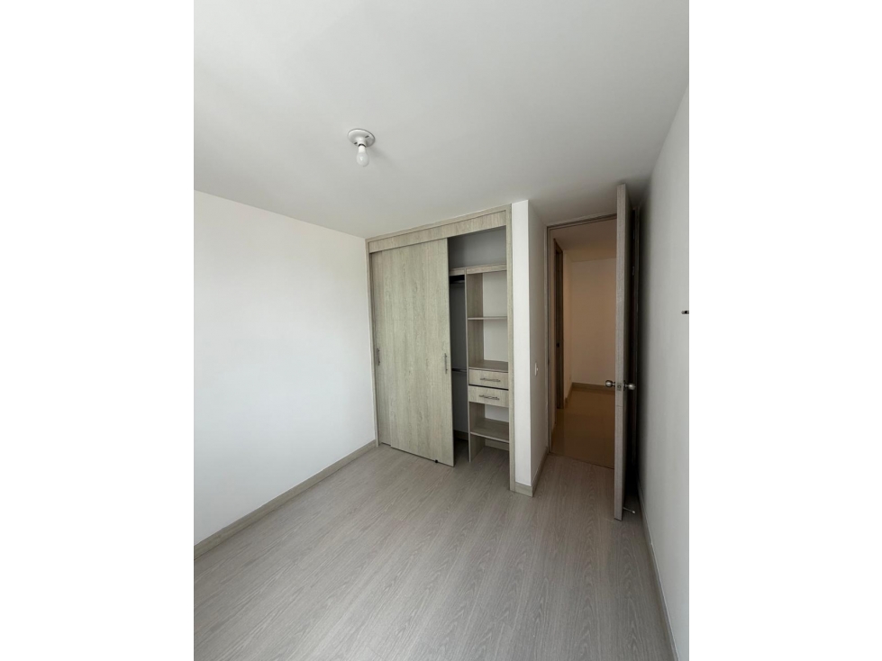 VENTA APARTAMENTO SIERRA MORENA LA ESTRELLA — foto 3
