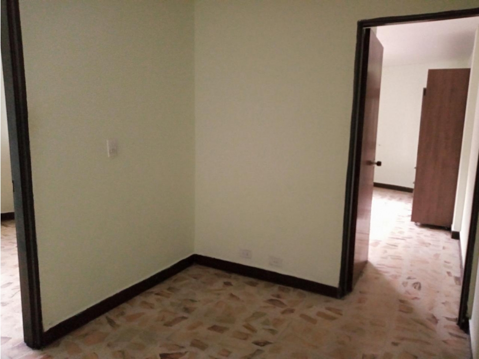 VENTA DE CASA LA AMERICA, MEDELLIN — foto 4