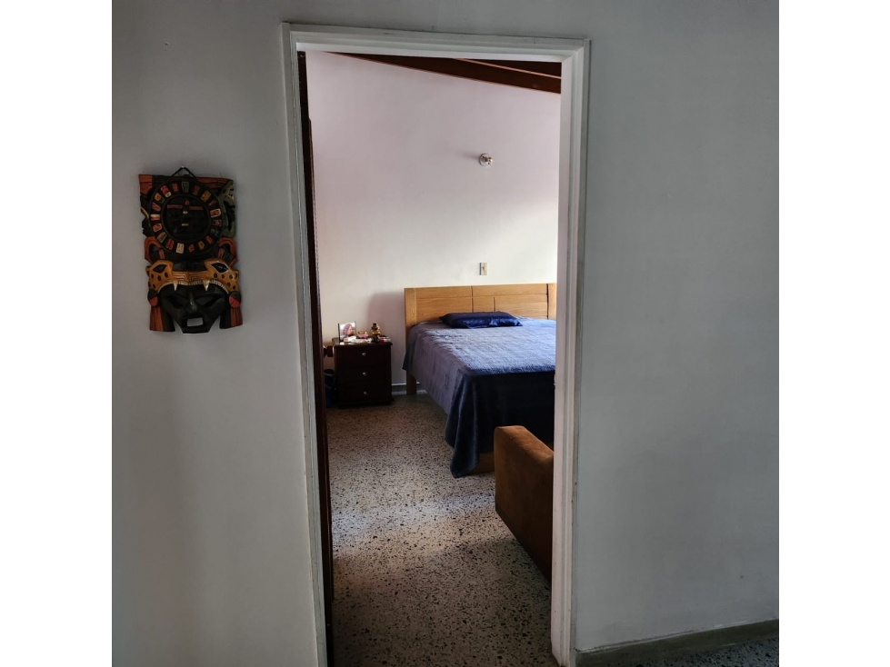 VENTA DE CASA LA FLORESTA, MEDELLIN — foto 3