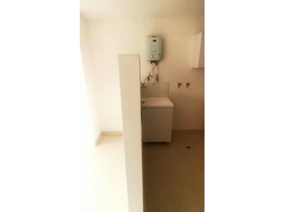 APARTAESTUDIO LOMA DEL INDIO MEDELLIN — foto 4