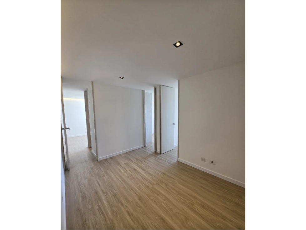 Venta de Apartamento en Suramerica, Itagui — foto 6