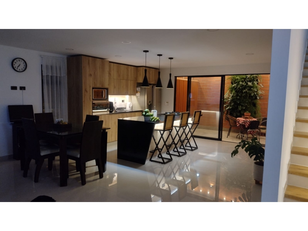 Venta De Casa En El Carmen De Viboral - 1