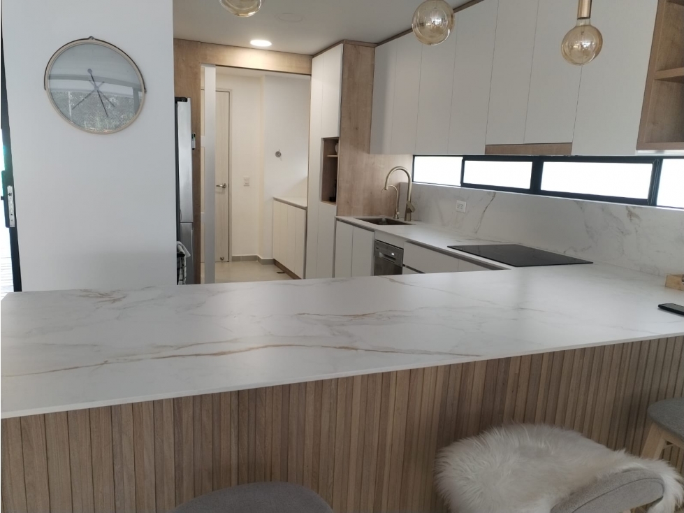 Venta De Apartamento En El Poblado, Medellín