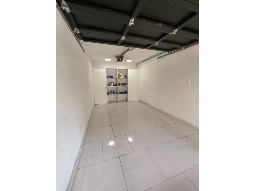 VENTA DE CASA LA FLORESTA, MEDELLIN — foto 2