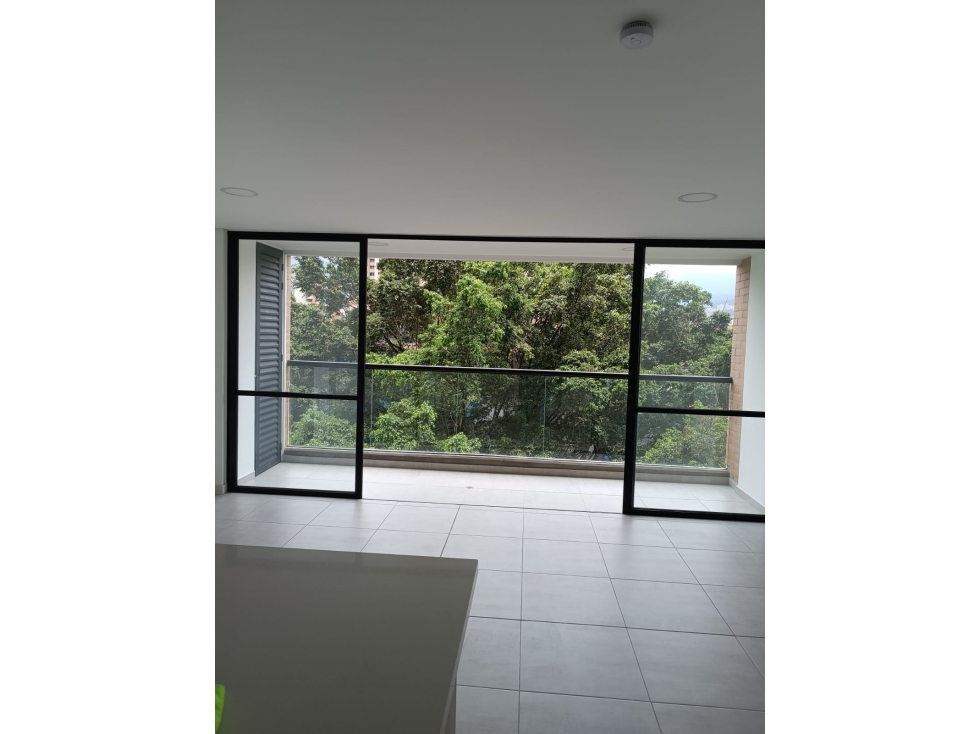VENTA DE APARTAMENTO EN LAURELES MEDELLIN — foto 2