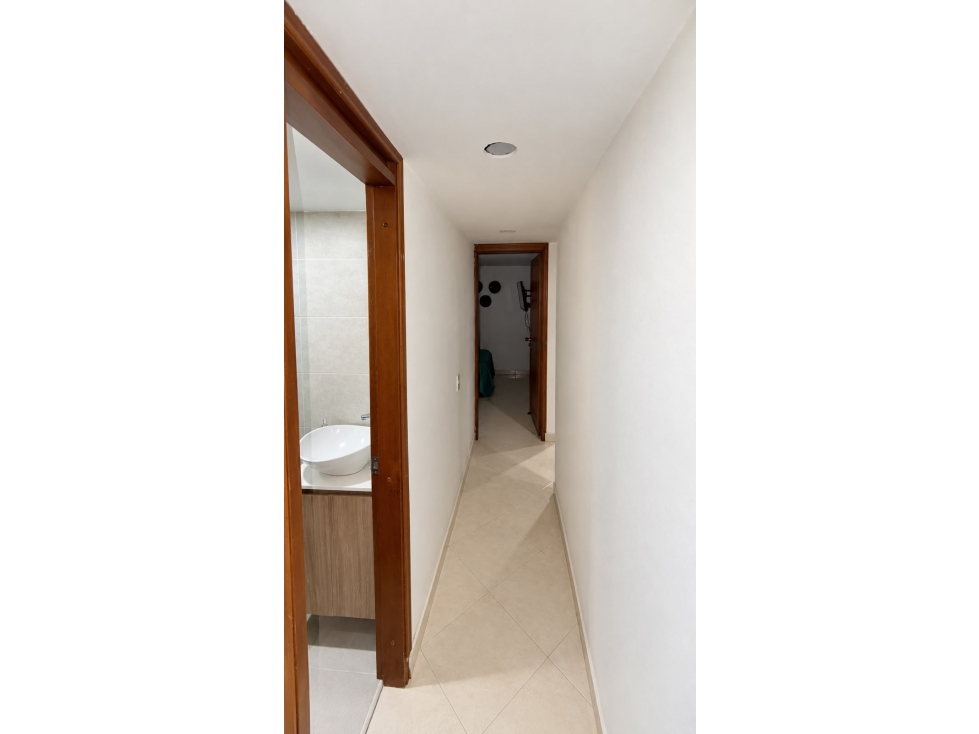 SE VENDE APARTAMENTO EN LOS COLORES — foto 4