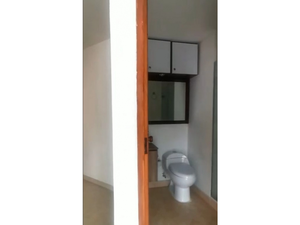 APARTAESTUDIO LOMA DEL INDIO MEDELLIN — foto 6