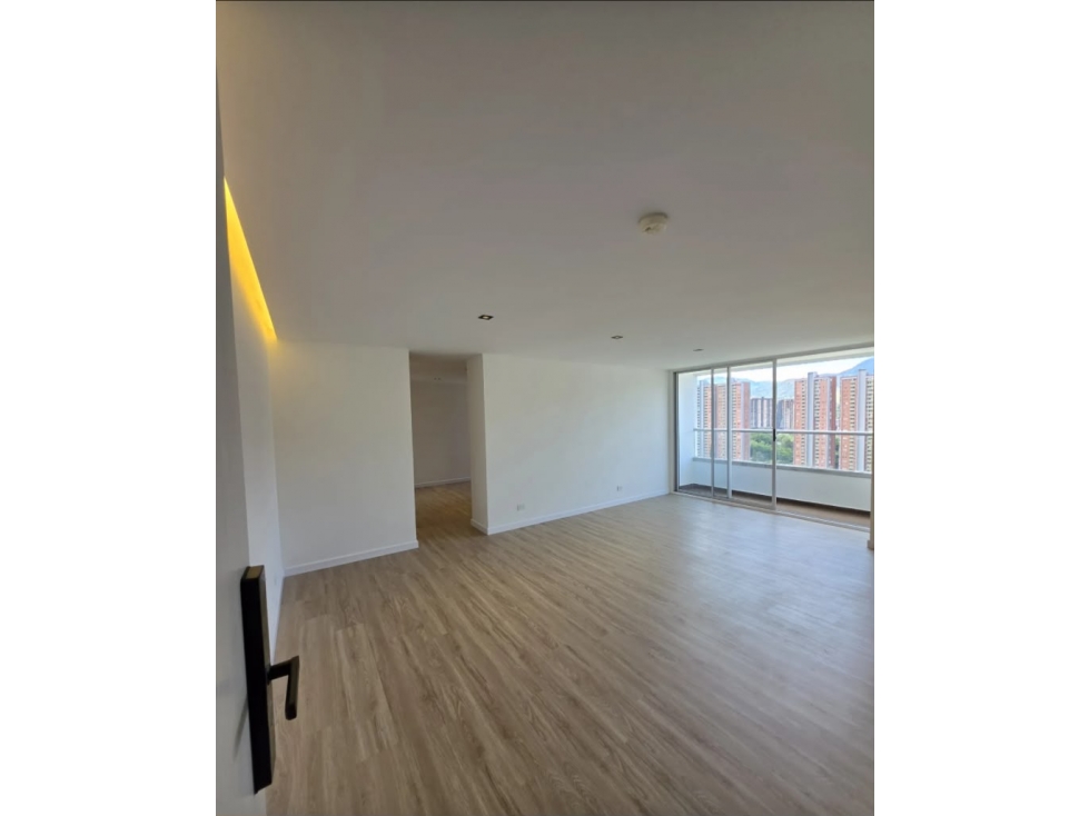 Venta de Apartamento en Suramerica, Itagui — foto 5
