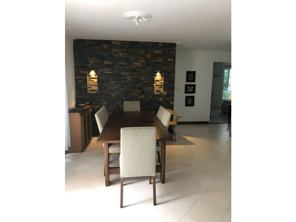 VENTA DE APARTAMENTO LAURELES, MEDELLIN