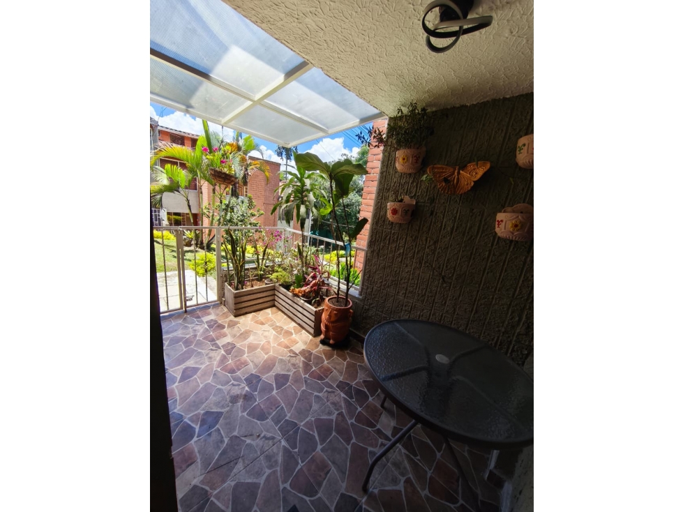 Casa Unifamiliar En San Cristóbal Unidad Cerrada